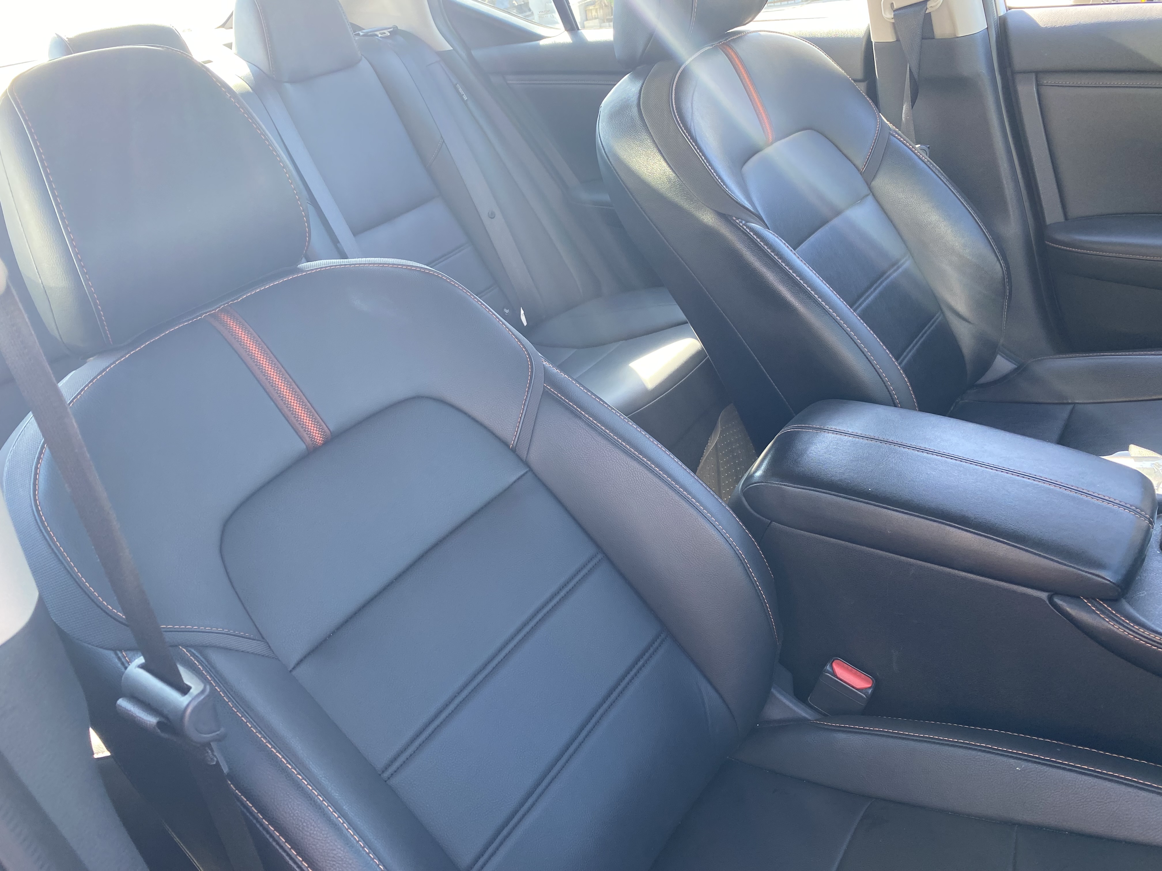 Used 2020 Nissan Sentra SR w/ Premium Package FWD image 10