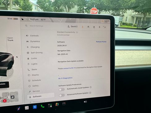 Used 2022 Tesla Model Y Long Range AWD/4WD image 18
