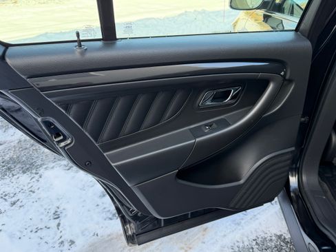 Used 2015 Ford Taurus SHO w/ Equipment Group 401A image 19