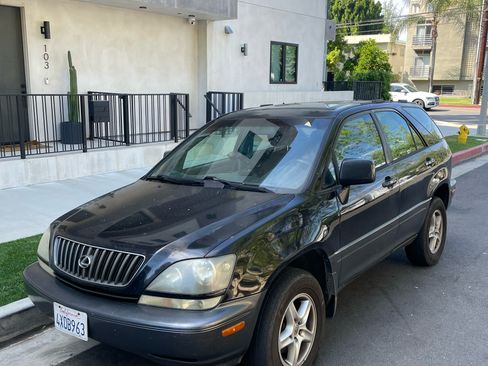 Used 1999 Lexus RX 300 4WD image 4