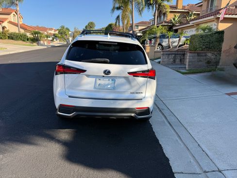 Used 2018 Lexus NX 300h AWD w/ Premium Package image 5