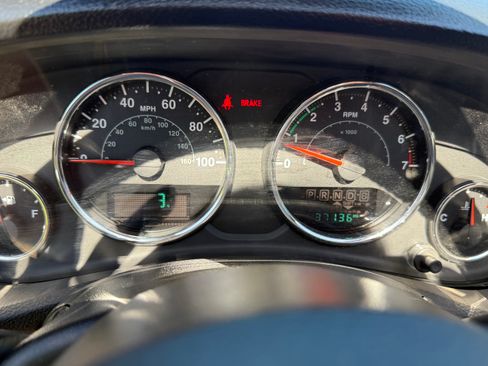 Used 2016 Jeep Wrangler Unlimited Sport w/ Connectivity Group image 9