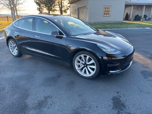 Used 2018 Tesla Model 3 Long Range image 5
