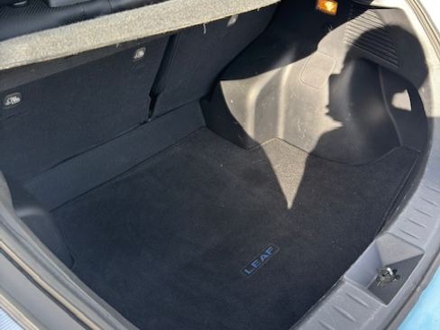 Used 2015 Nissan Leaf SL image 8