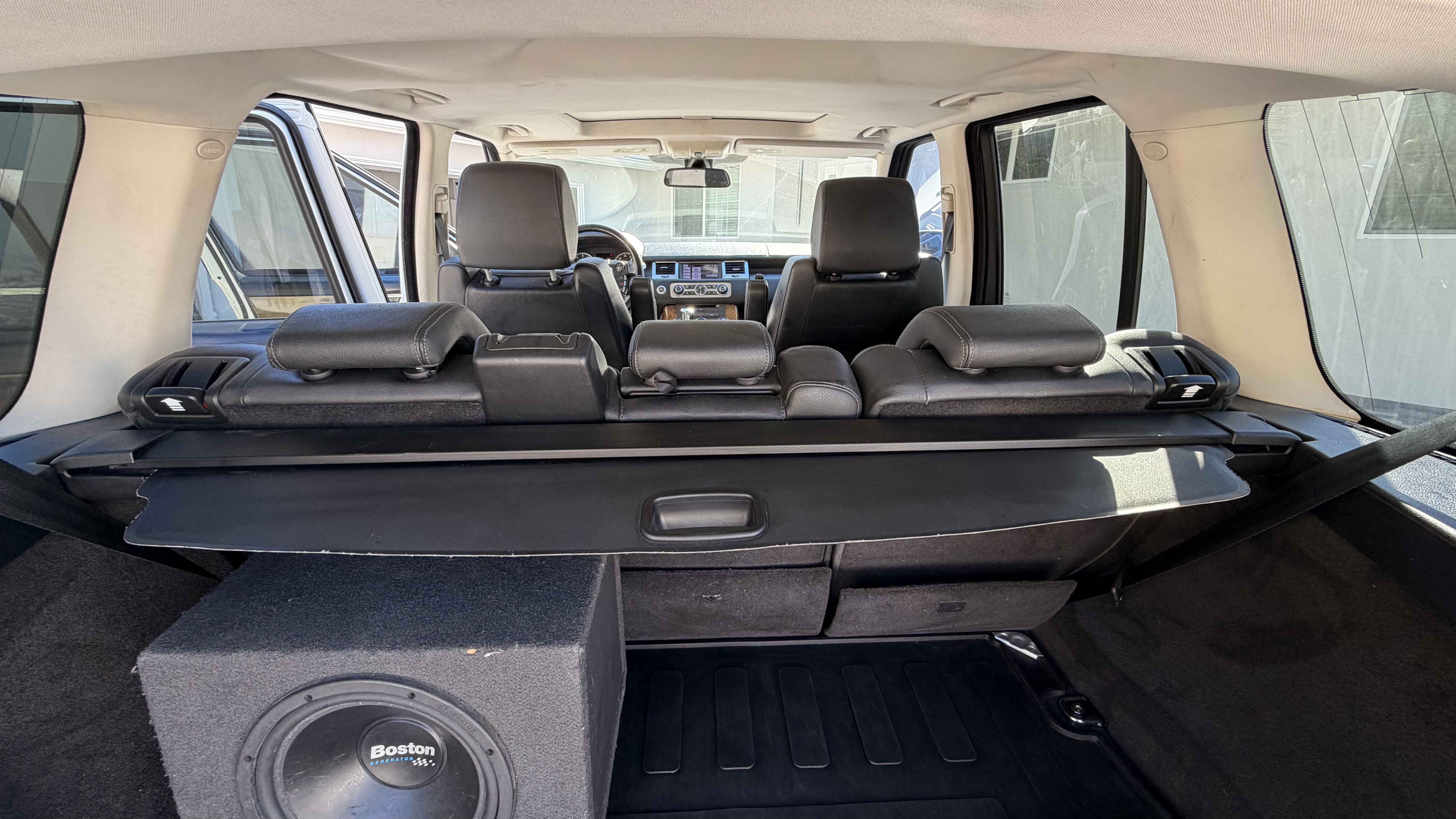 Used 2012 Land Rover Range Rover Sport HSE AWD/4WD image 12