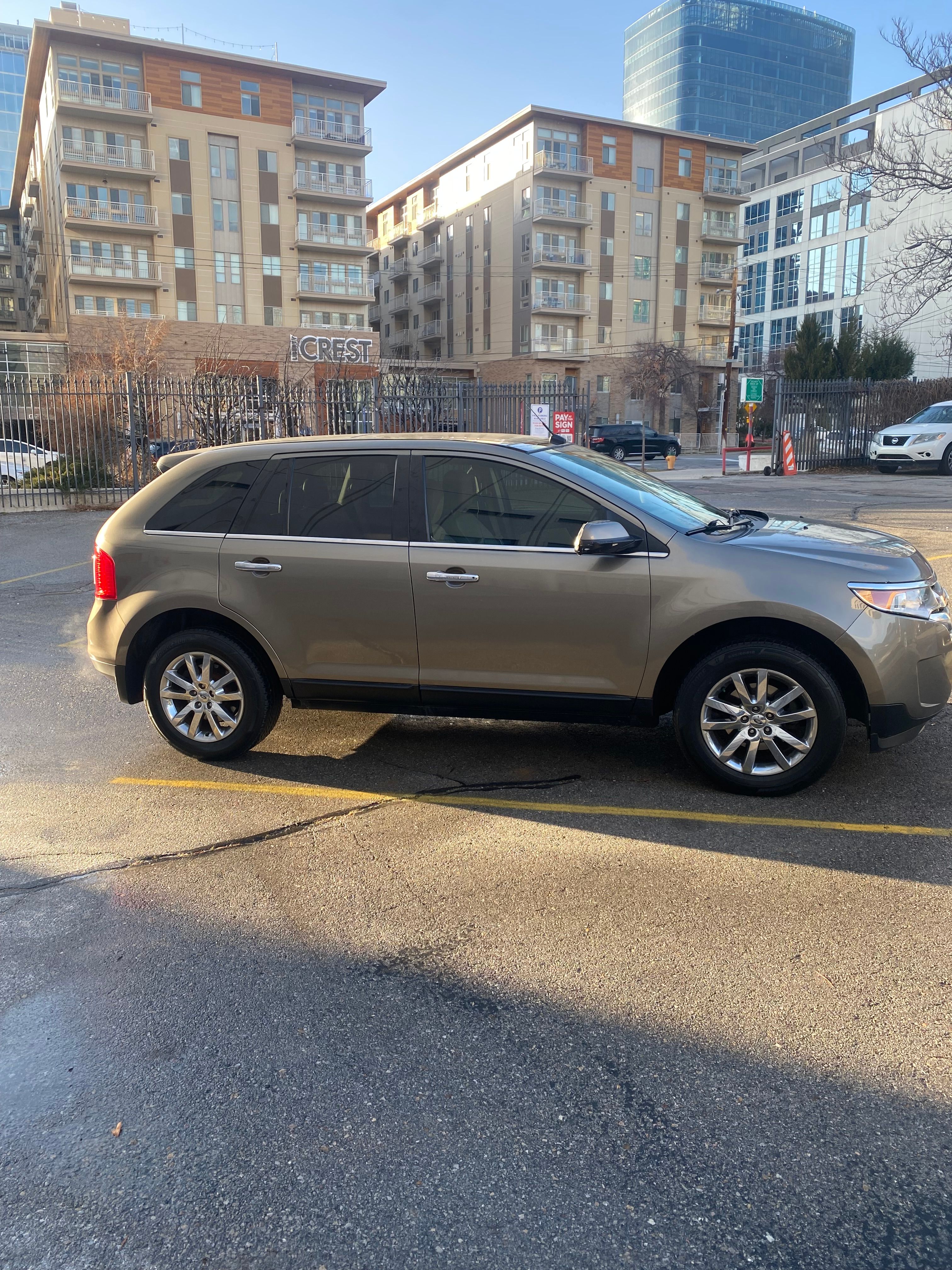 Used 2013 Ford Edge Limited AWD/4WD image 12