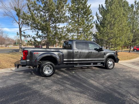 Used 2019 Ford F350 Lariat w/ Lariat Ultimate Package image 2