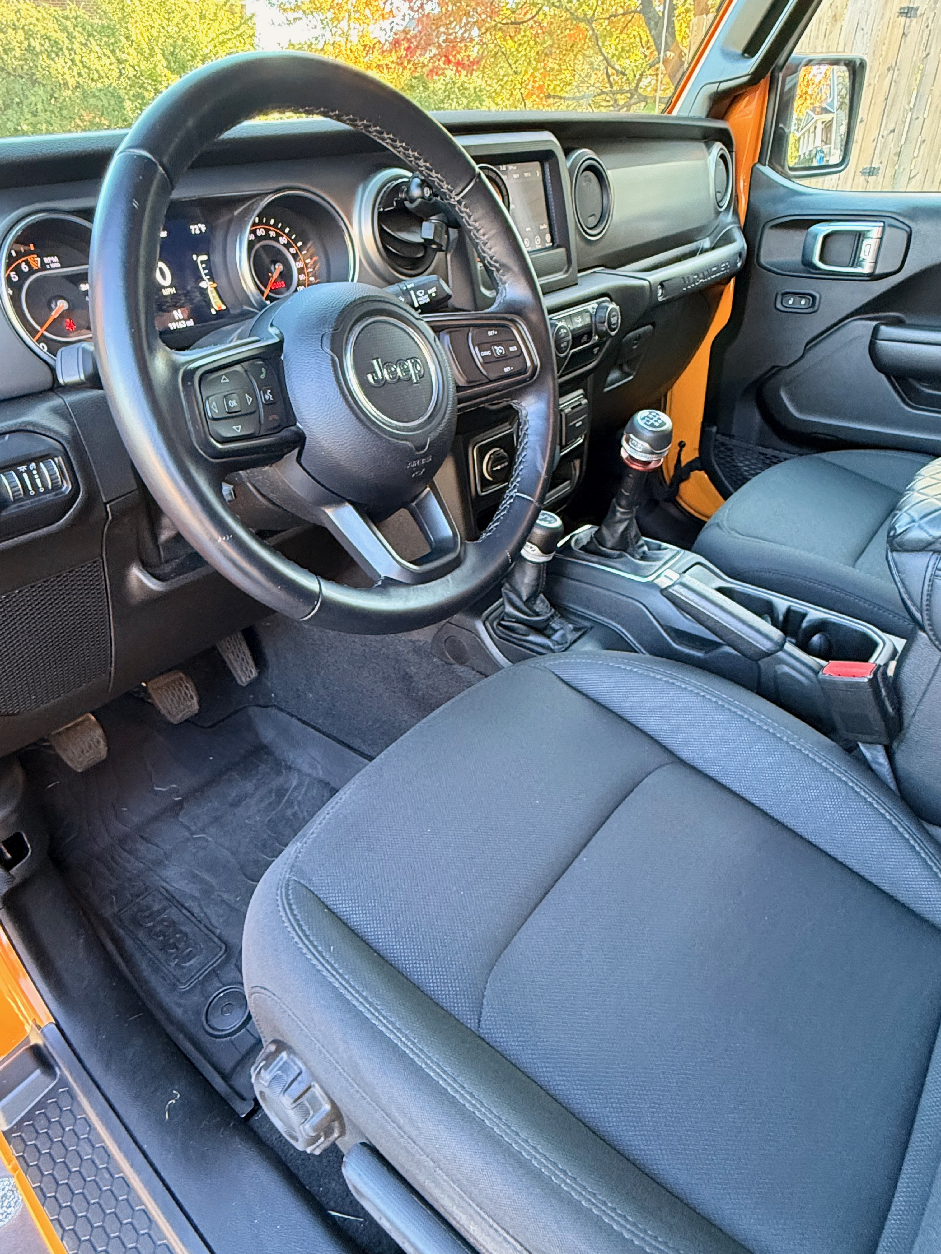 Used 2021 Jeep Wrangler Sport AWD/4WD image 19