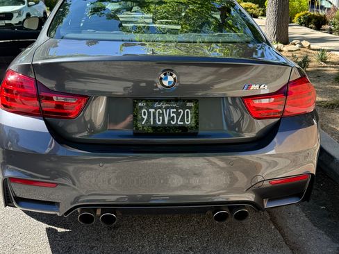 Used 2016 BMW M4 Coupe image 11