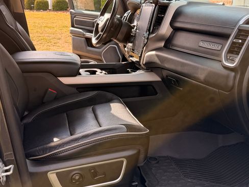 Used 2020 RAM 1500 Laramie image 20