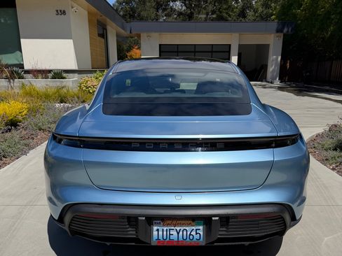 Used 2022 Porsche Taycan 4S AWD/4WD image 5