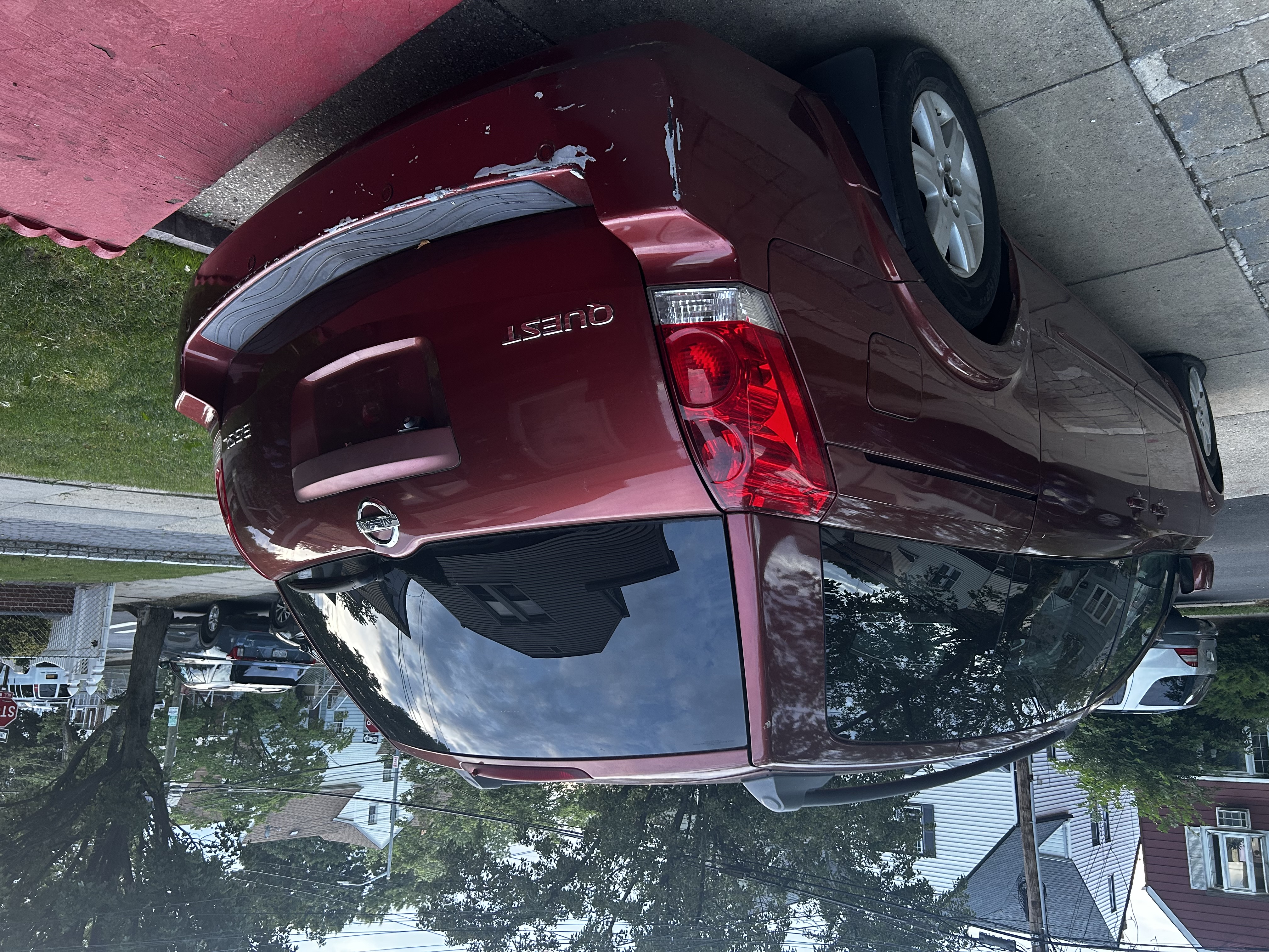 Used 2004 Nissan Quest SL w/ (HTD) 3.5 SL Upgrade Pkg FWD image 1