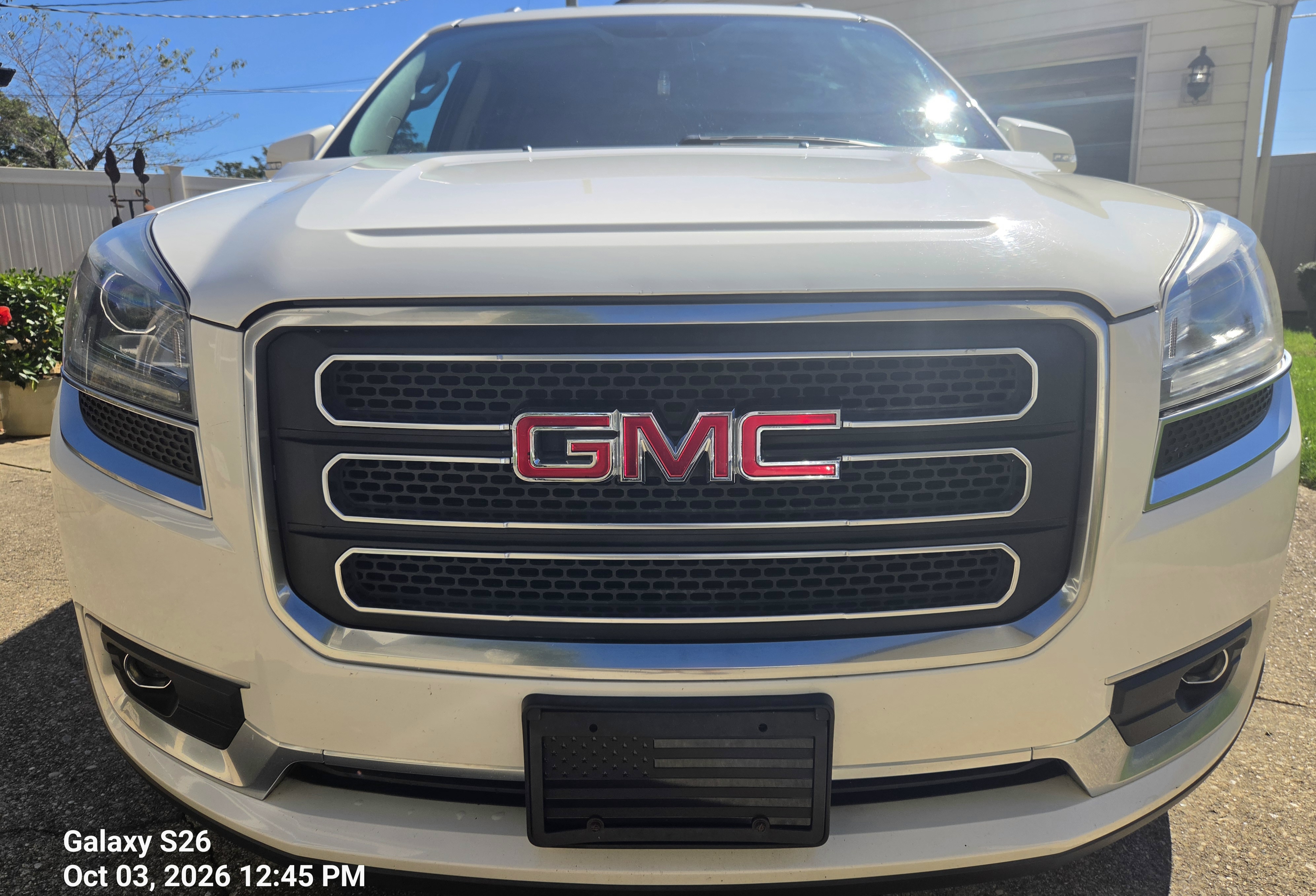 Used 2014 GMC Acadia SLT FWD image 2
