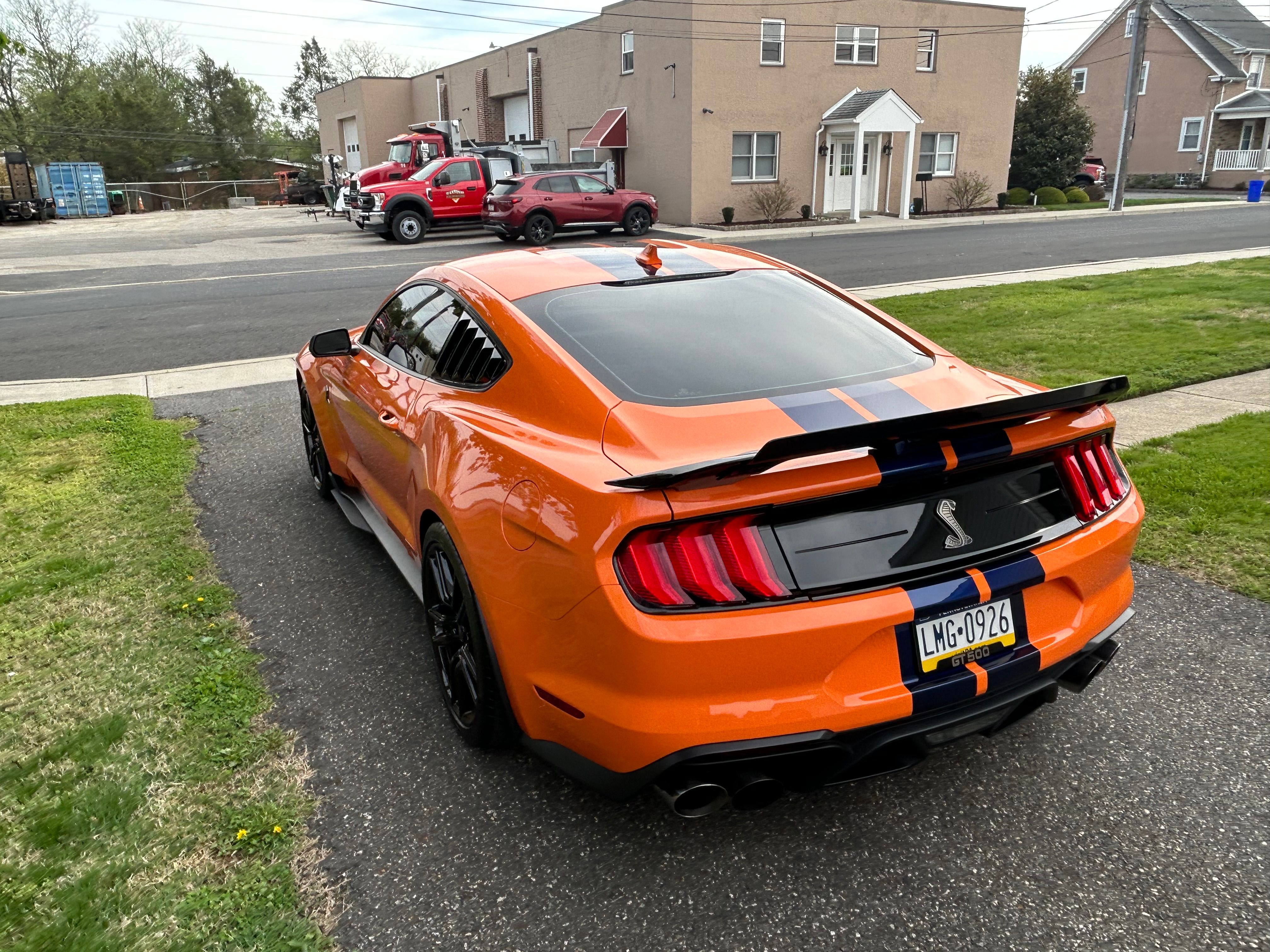 Used 2021 Ford Mustang Shelby GT500 w/ Technology Package RWD image 6