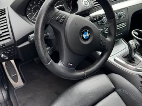 Used 2013 BMW 135is Convertible image 10