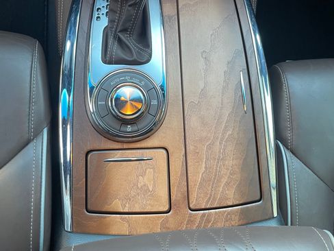 Used 2017 INFINITI QX80 Limited w/ All Season Package image 14