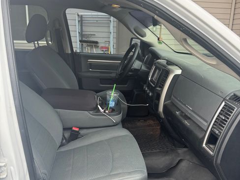 Used 2014 RAM 1500 Classic SLT image 6