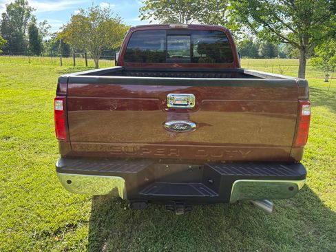 Used 2016 Ford F250 Lariat w/ Chrome Package AWD/4WD image 5