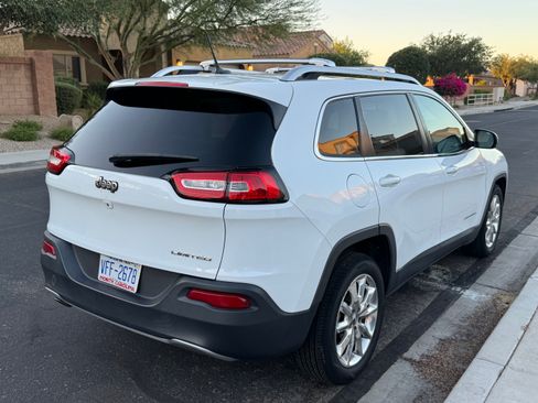 Used 2015 Jeep Cherokee Limited FWD image 4