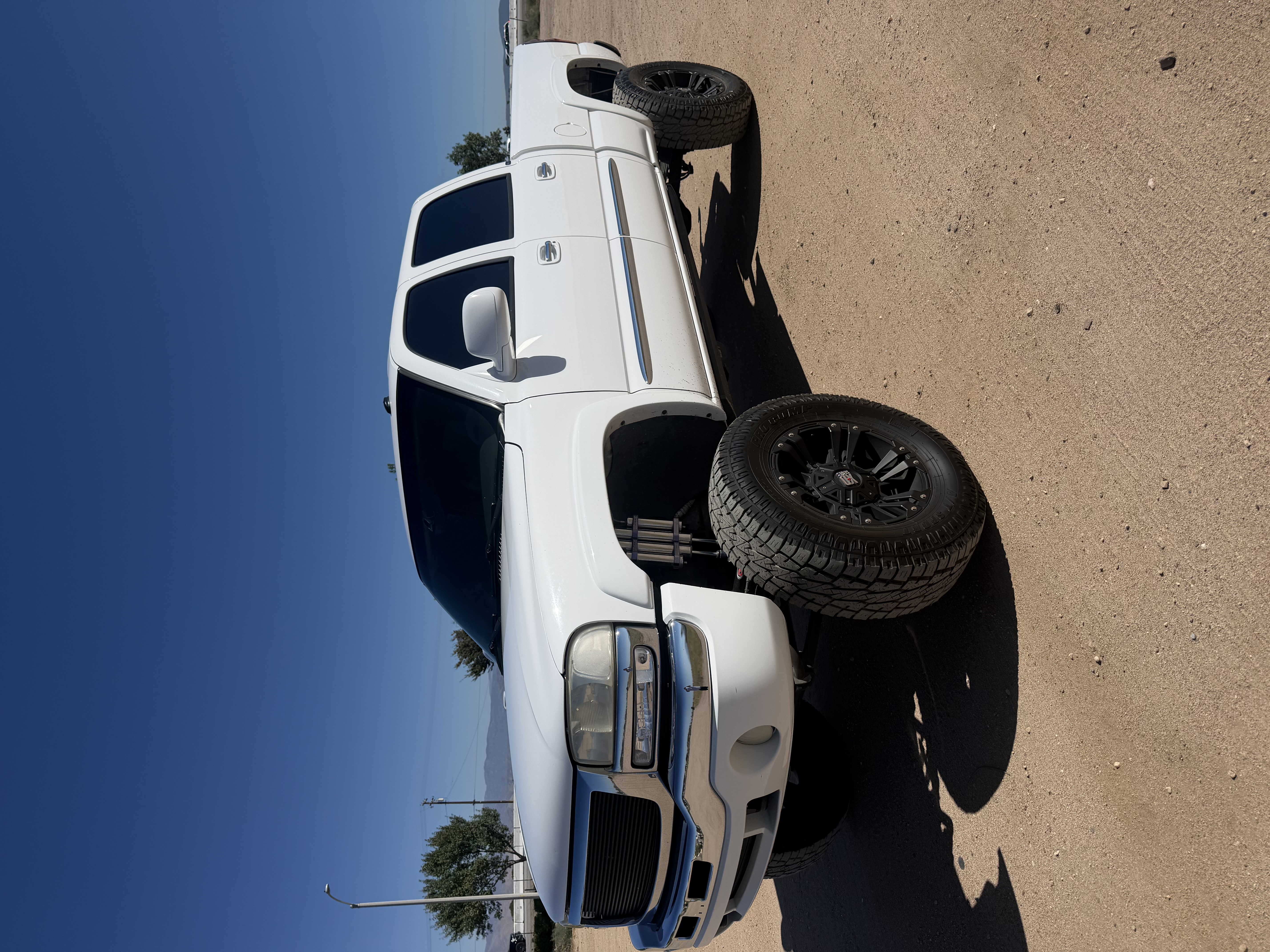 Used 2003 GMC Sierra 1500 SLT w/ SLT Preferred Equipment Group RWD image 14