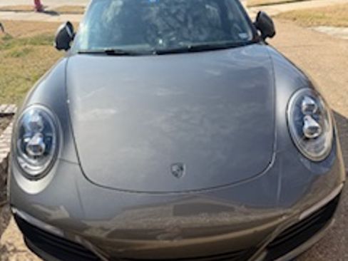 Used 2019 Porsche 911 Carrera image 2