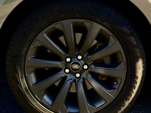 Used 2020 Land Rover Range Rover Velar S image 15