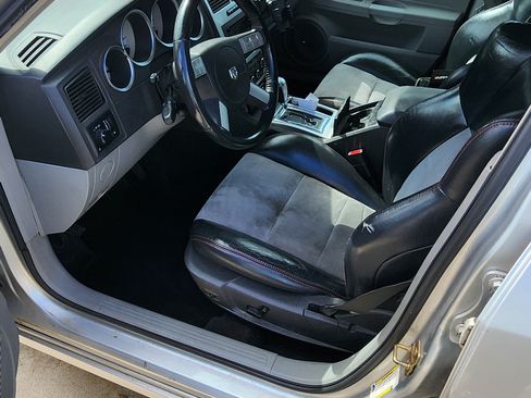 Used 2006 Dodge Magnum SRT8 w/ SRT Option Group III image 6