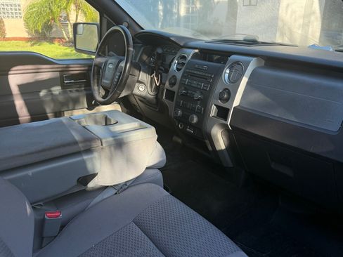 Used 2012 Ford F150 XLT w/ XLT Chrome Pkg image 16