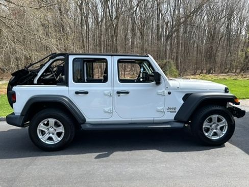 Used 2019 Jeep Wrangler Unlimited Sport S image 12