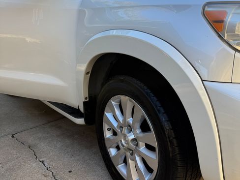 Used 2013 Toyota Sequoia Platinum image 4