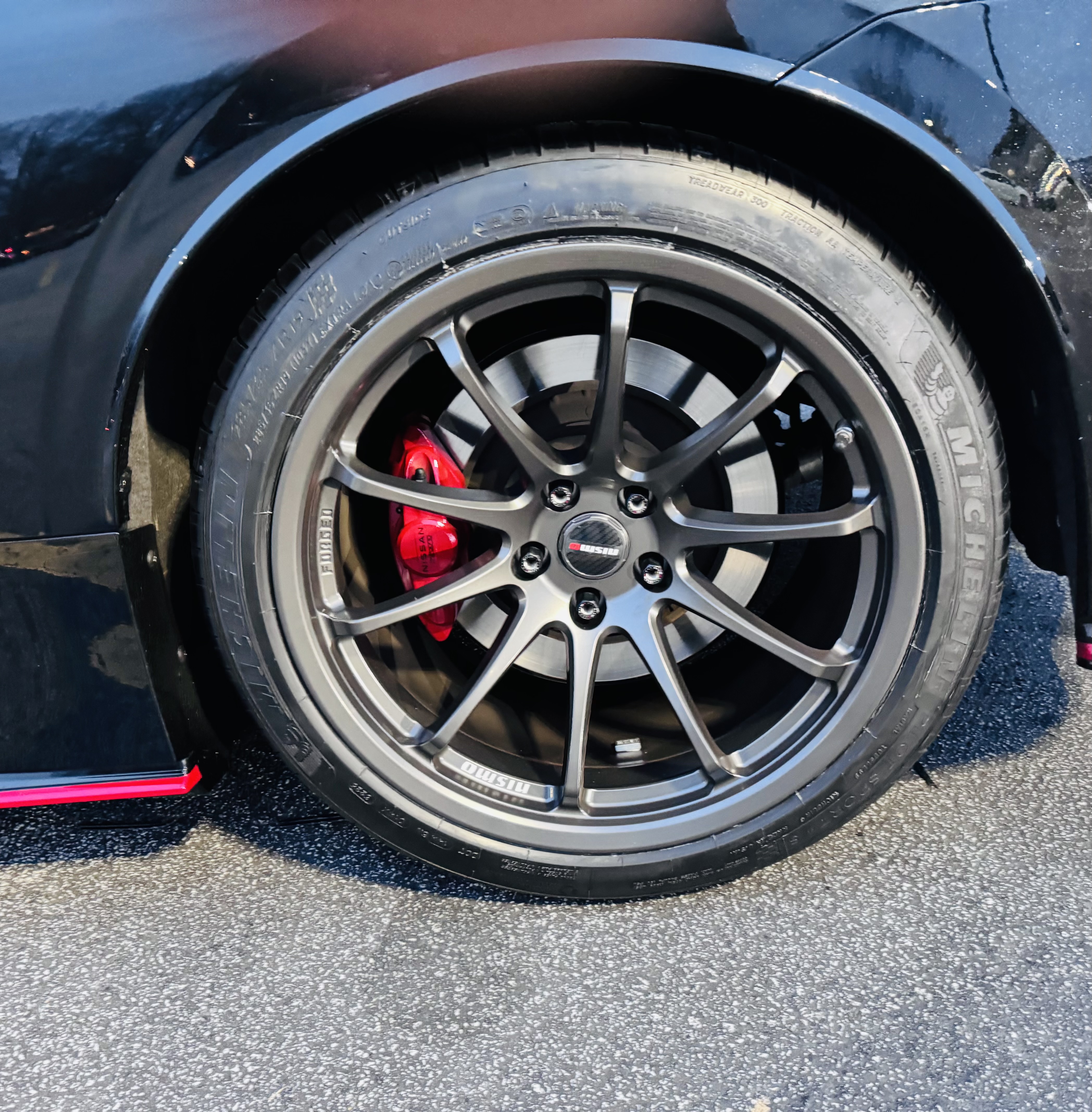 Used 2024 Nissan Z NISMO w/ Floor Mat Package RWD image 8