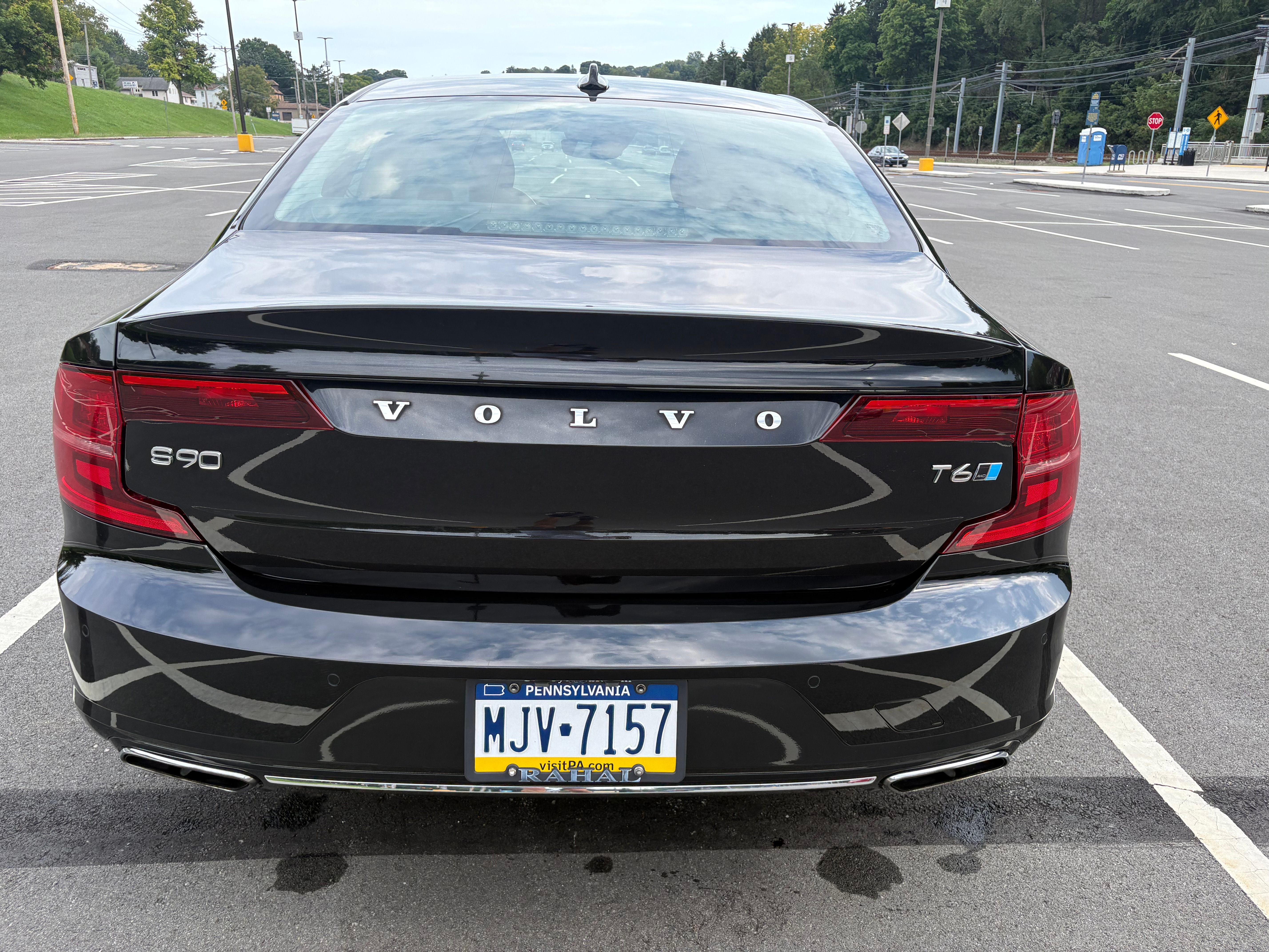 Used 2017 Volvo S90 T6 Momentum w/ Vision Package AWD/4WD image 5
