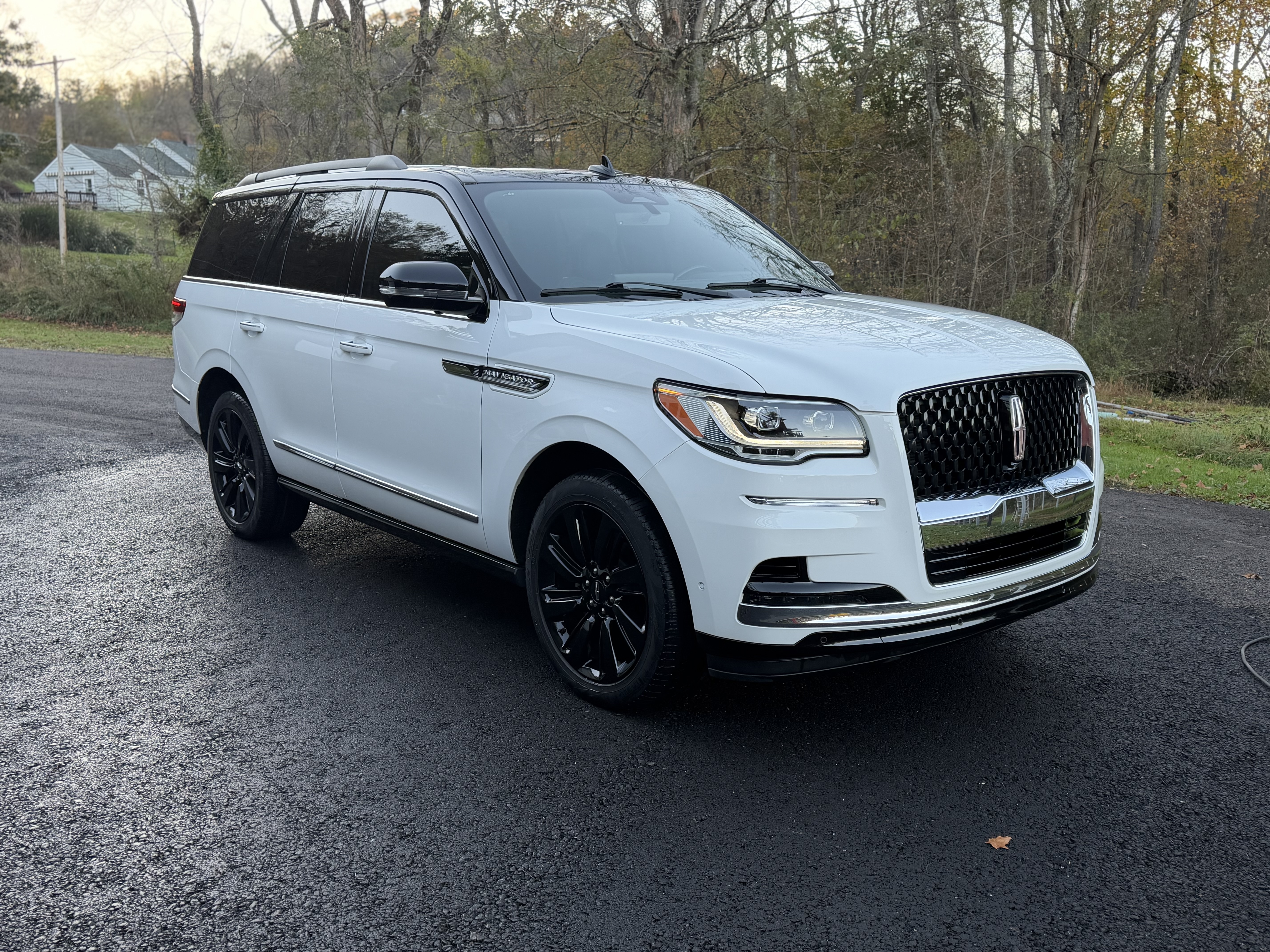 Used 2023 Lincoln Navigator Black Label AWD/4WD image 1