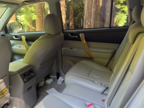 Used 2009 Toyota Highlander Limited AWD/4WD image 11