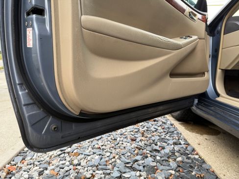 Used 2008 Toyota Solara SLE image 6