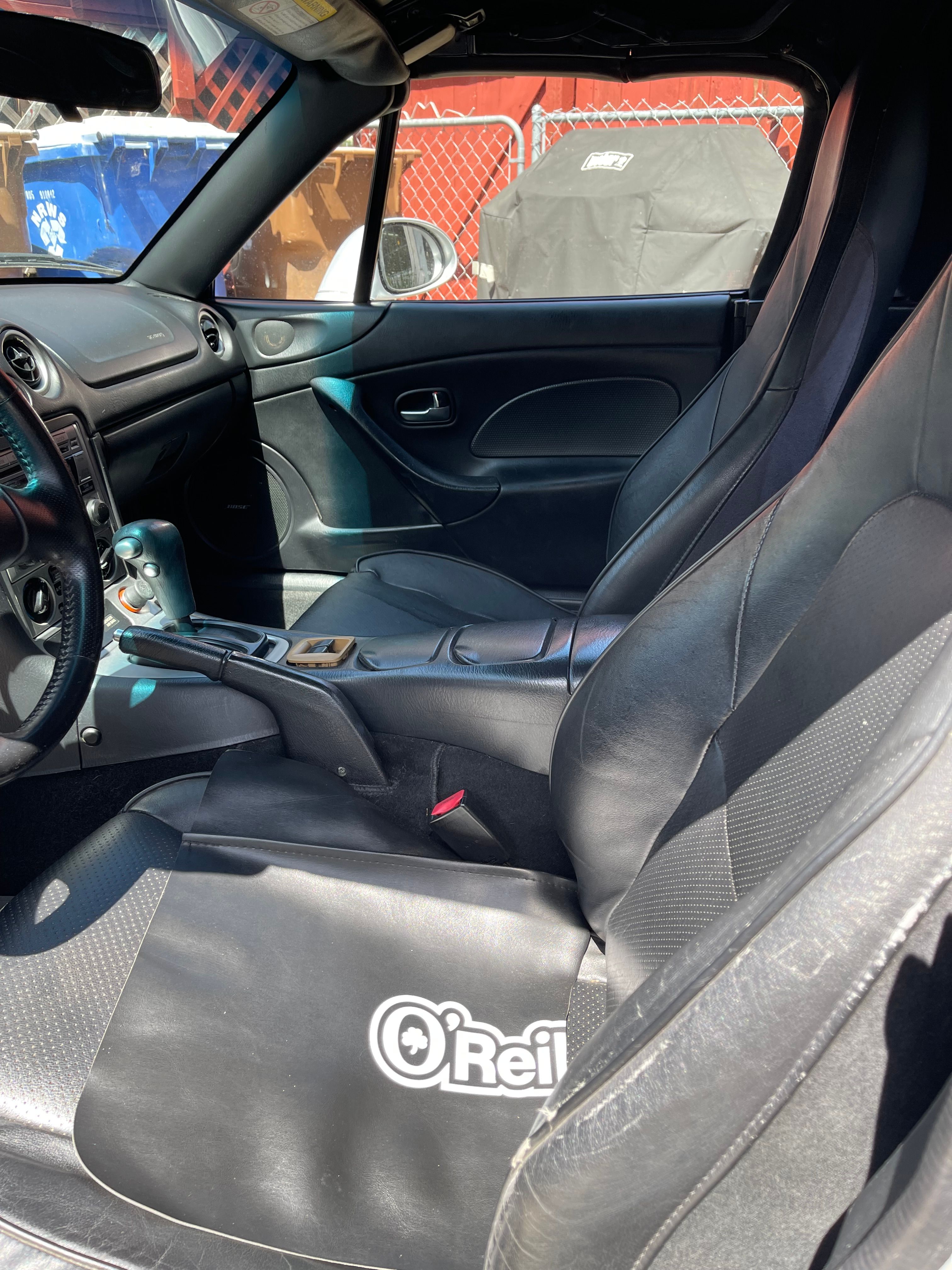 Used 2005 MAZDA MX-5 Miata LS RWD image 6