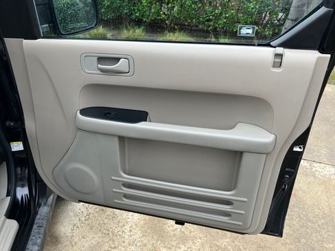 Used 2009 Honda Element EX image 25