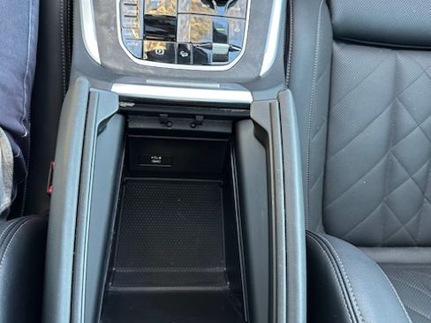 Used 2023 BMW X5 xDrive45e w/ Executive Package image 11