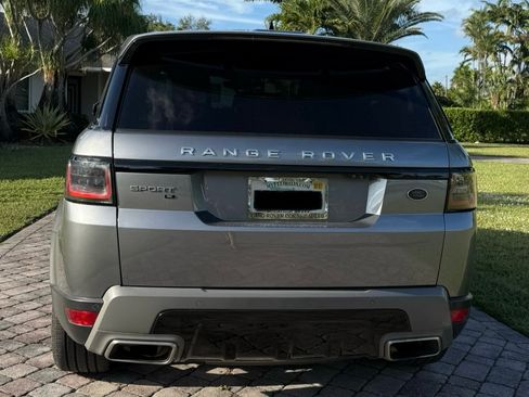 Used 2022 Land Rover Range Rover Sport SE image 9