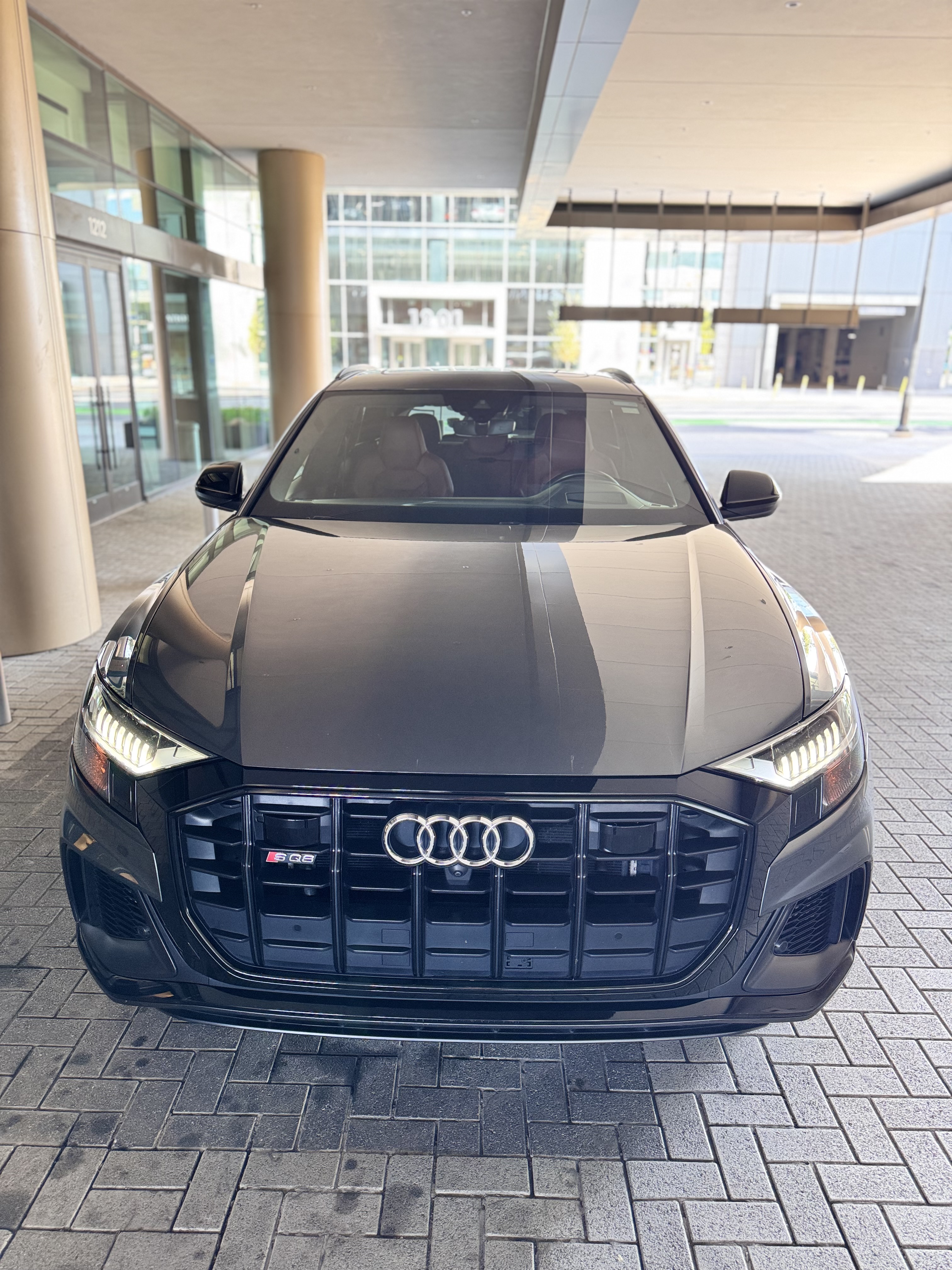Used 2022 Audi SQ8 Prestige AWD/4WD image 8