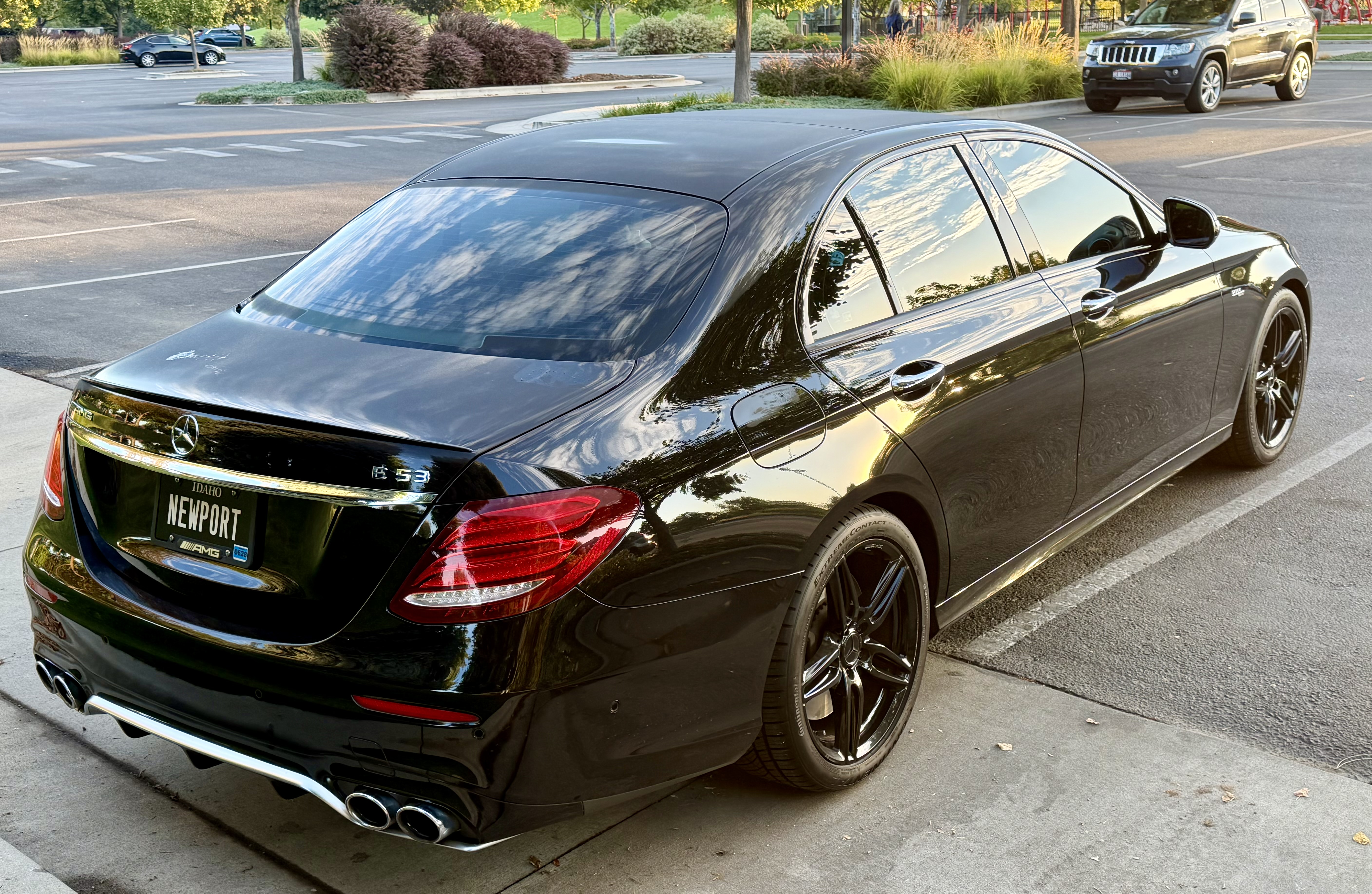 Used 2019 Mercedes-Benz E 53 AMG 4MATIC Sedan image 4