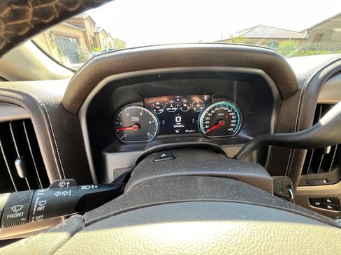 Used 2018 GMC Sierra 2500 Denali w/ Duramax Plus Package image 23