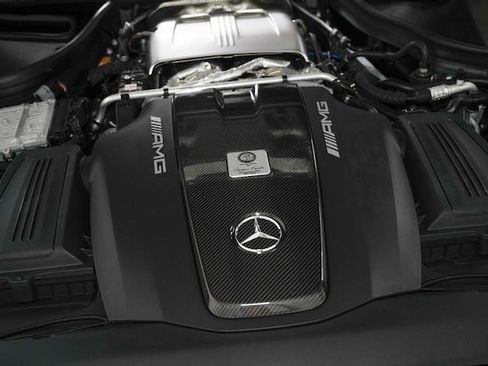 Used 2020 Mercedes-Benz AMG GT R image 20