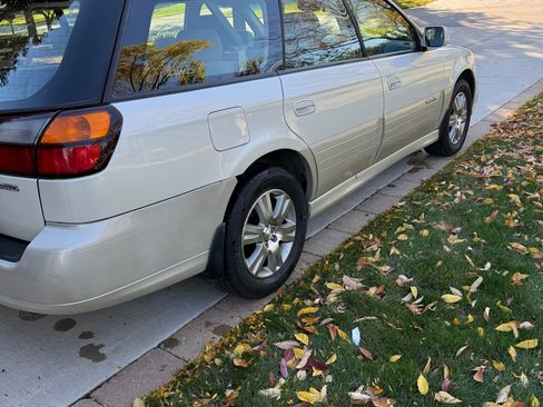 Used 2004 Subaru Outback H6 35th Anniversary Edition image 5