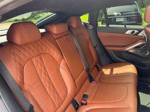Used 2024 BMW X6 M60i w/ Dynamic Handling Package AWD/4WD image 29