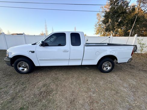 Used 2001 Ford F150 2WD SuperCab image 6