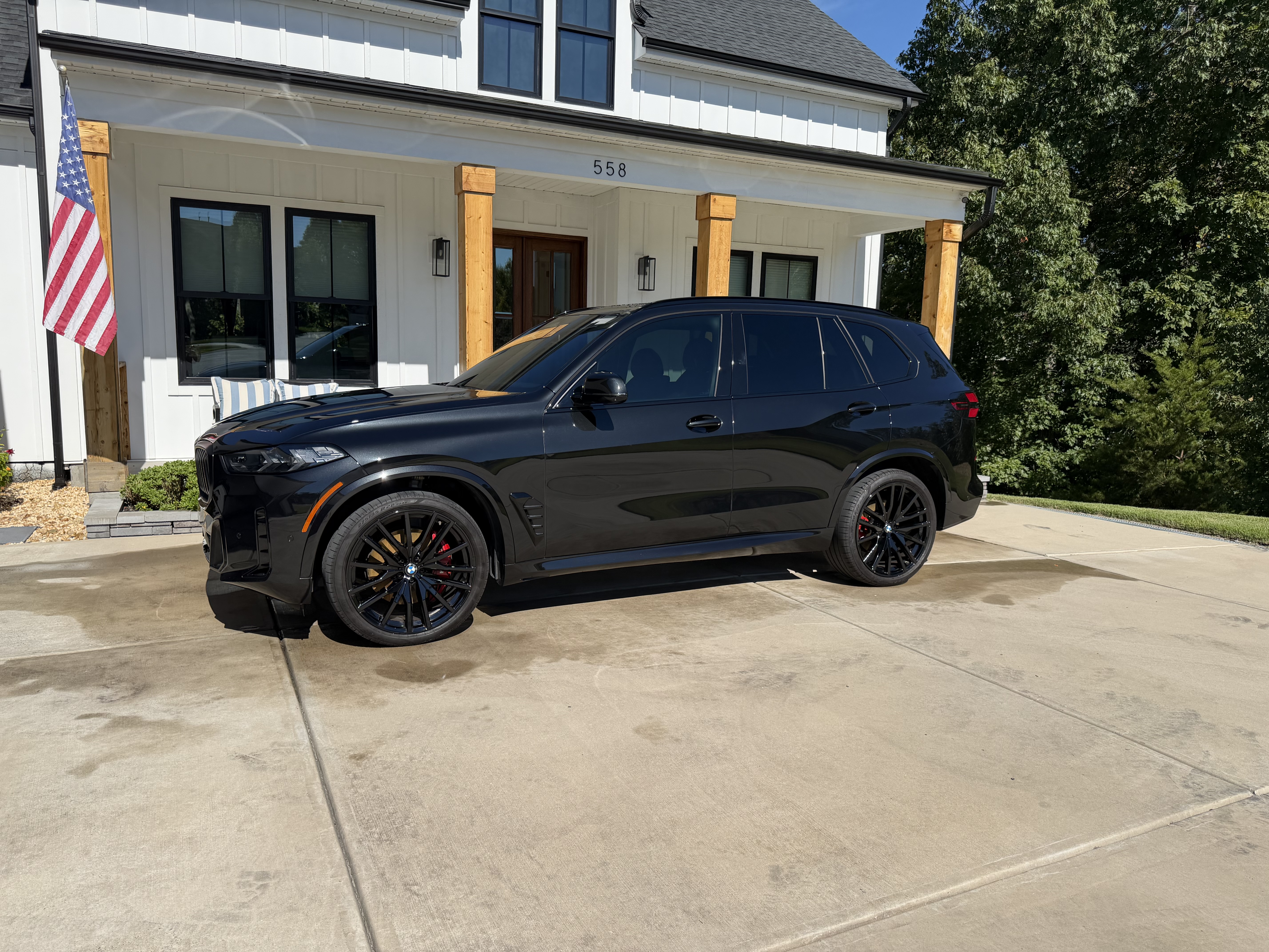 Used 2025 BMW X5 sDrive40i w/ M Sport Package RWD image 1