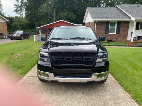 Used 2004 Ford F150 XLT image 11