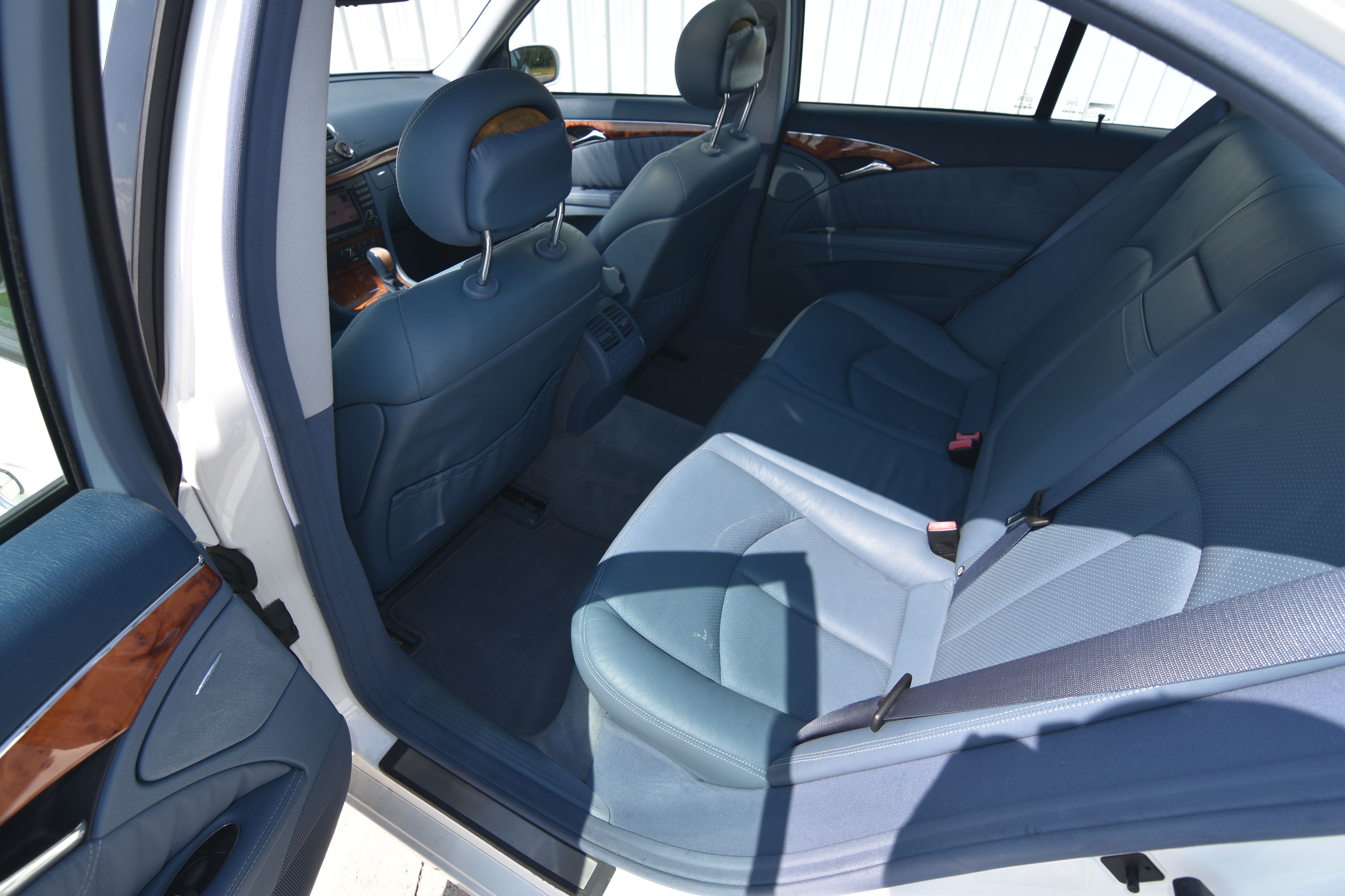 Used 2004 Mercedes-Benz E 320 Sedan image 18