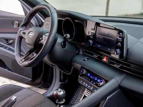 Used 2022 Hyundai Elantra N Line image 13